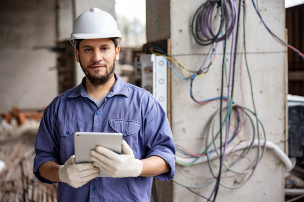 Best Circuit Breaker Repair  in Lindenhurst, NY